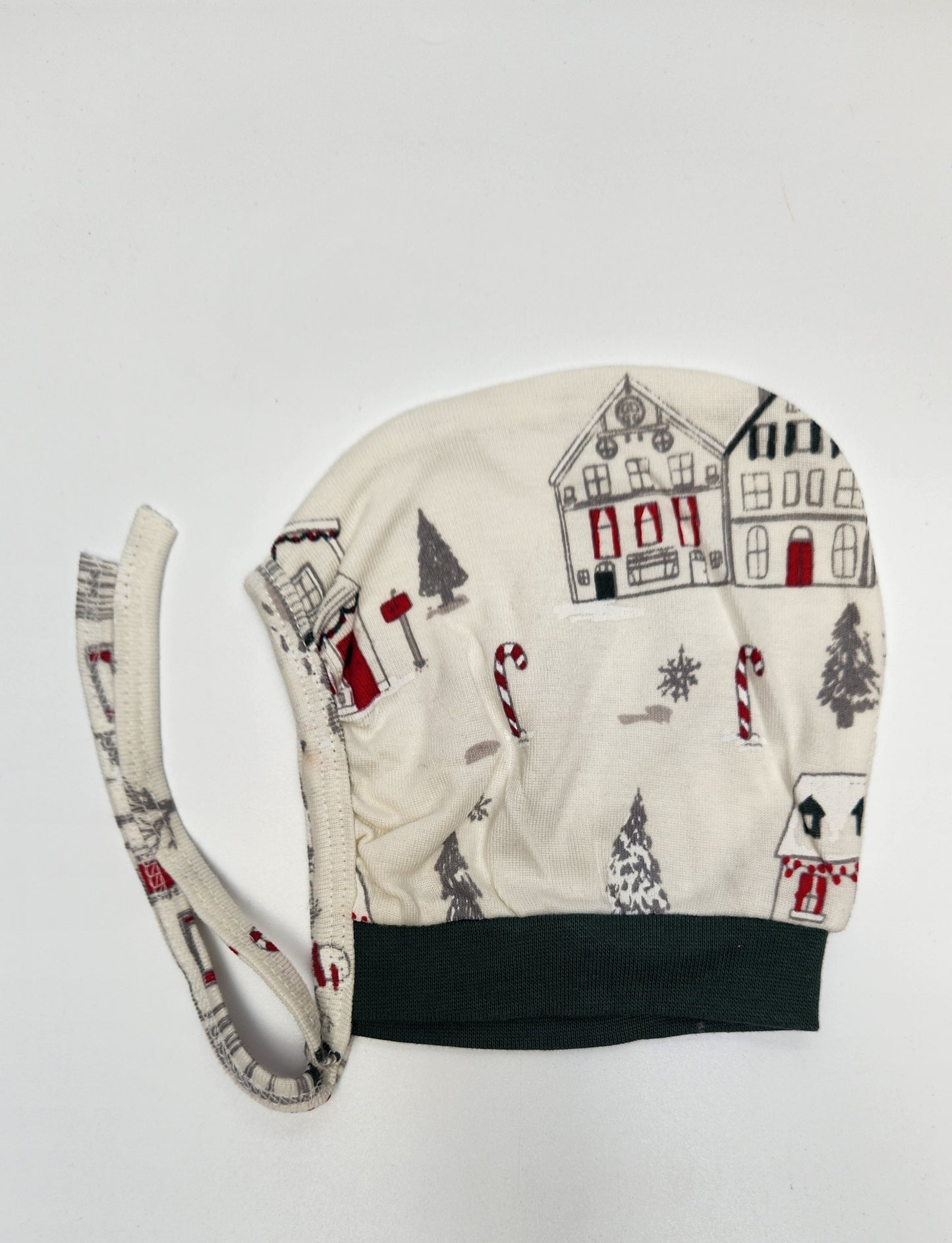 Tying Cap - Christmas House